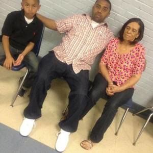 Meet your Posher, Ray